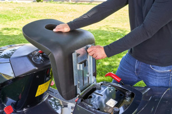 AL-KO Benzin-Rasentraktor 15-93.2 HDS-A Easy, 93 cm Schnittbreite, 8,5 KW