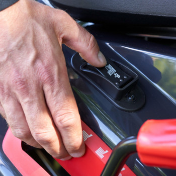 AL-KO Benzin-Rasentraktor 18-111.4 HDS-A V2, 110 cm Schnittbreite, 9,6 KW