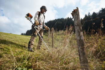 STIHL Benzin-Motorsense FS 91, Doppelschultergurt