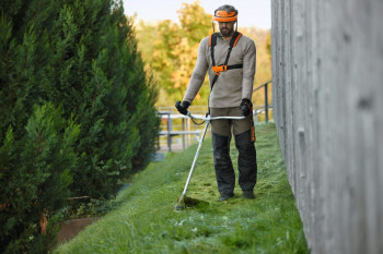 STIHL Akku-Motorsense FSA 120 - AP-System (ohne Akku & Ladegerät), Doppelschultergurt