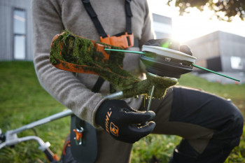 STIHL Akku-Motorsense FSA 120 - AP-System (ohne Akku & Ladegerät), Doppelschultergurt