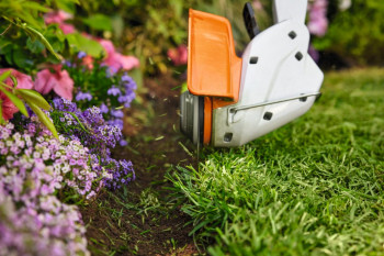 STIHL Akku Motorsense, Trimmer FSA 30 (ohne Akku & Ladegerät)