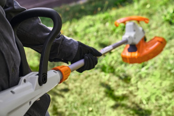 STIHL Akku-Motorsense FSA 50 - AK-System (ohne Akku & Ladegerät)