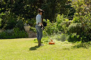 STIHL Akku-Motorsense FSA 60 R - AK-System (ohne Akku & Ladegerät)