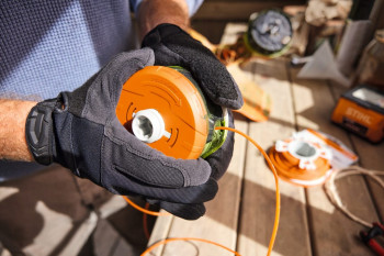 STIHL Akku-Motorsense FSA 70 R - AK-System (ohne Akku & Ladegerät)