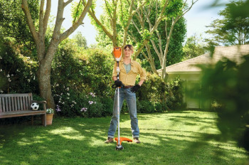 STIHL Akku-Motorsense FSA 80 R - AK-System (ohne Akku & Ladegerät), Doppelschultergurt