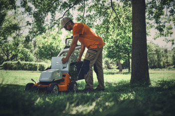 STIHL Akku-Rasenmäher RMA 756 V - AP-System, 54 cm Schnittbreite (ohne Akku & Ladegerät)