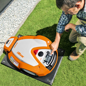 ABVERKAUF: STIHL Mähroboter iMow® RMI 632 PC, bis 5000 m²
