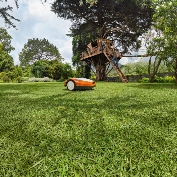 ABVERKAUF: STIHL Mähroboter iMow® RMI 632 PC, bis 5000 m²