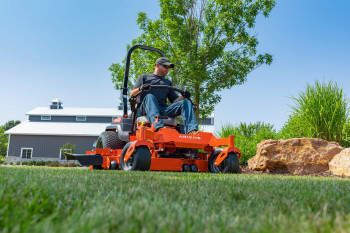 ARIENS, Zenith 52 Zero Turn Benzin Aufsitzmäher, 132 cm Schnittbreite